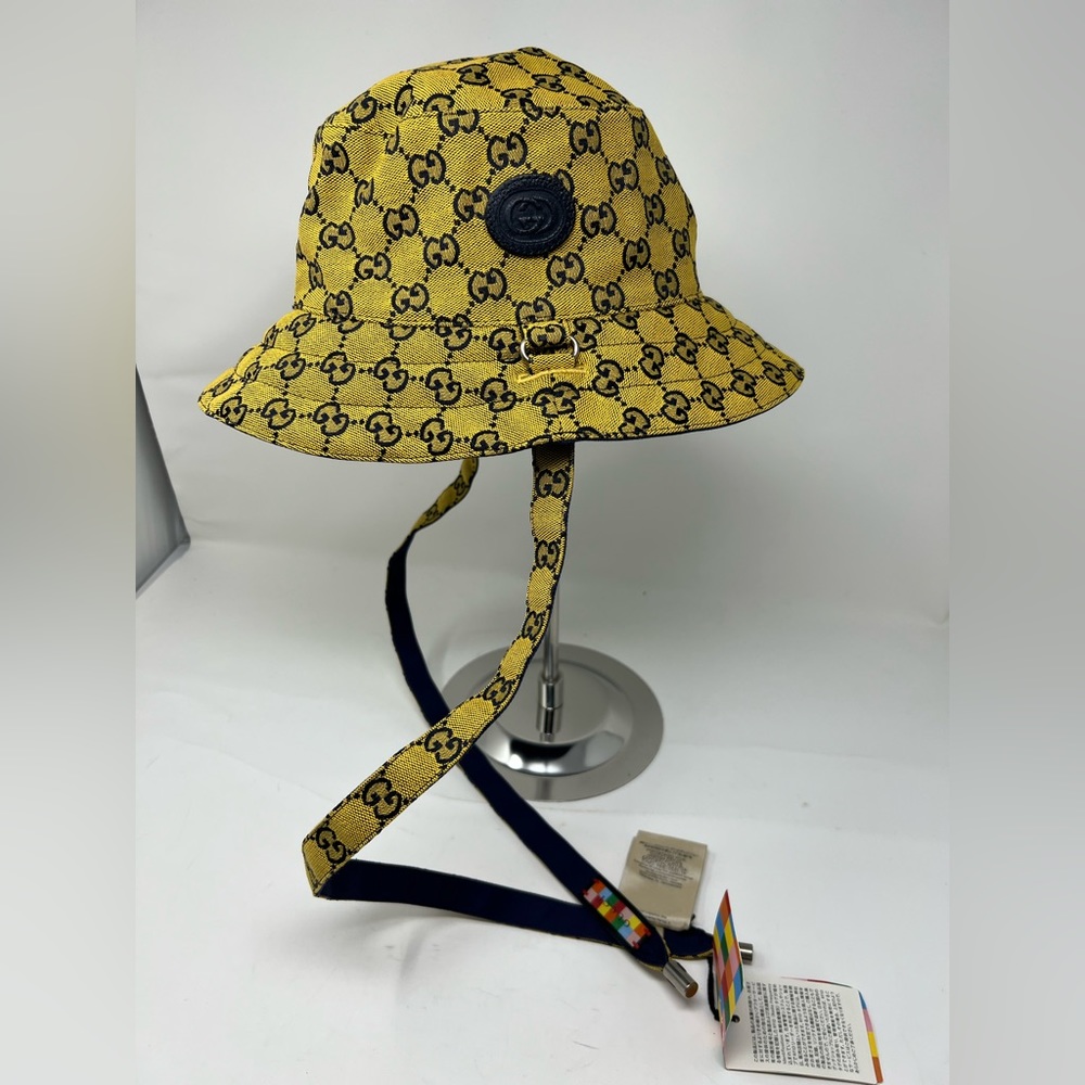 New Gucci GG supreme monogram Multicolor canvas reversible bucket straps hat - Picture 2 of 10